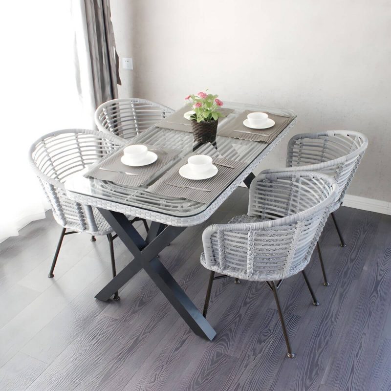 "Elegant Traditional Metal Patio Dining Set with Weatherproof Durability - Light Gray Table & 4 Chairs"