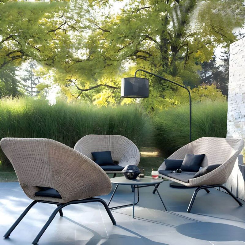 "Metal Outdoor Patio Sofa Water Resistant and UV Resistant 1-Piece Patio Sofa - 1-Seater Sofa"
