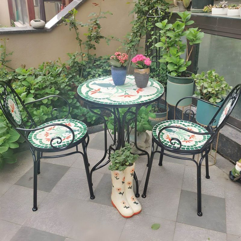 "French Country Metal Patio Table Round Outdoor Iron Dining Table - Table Only Blue"