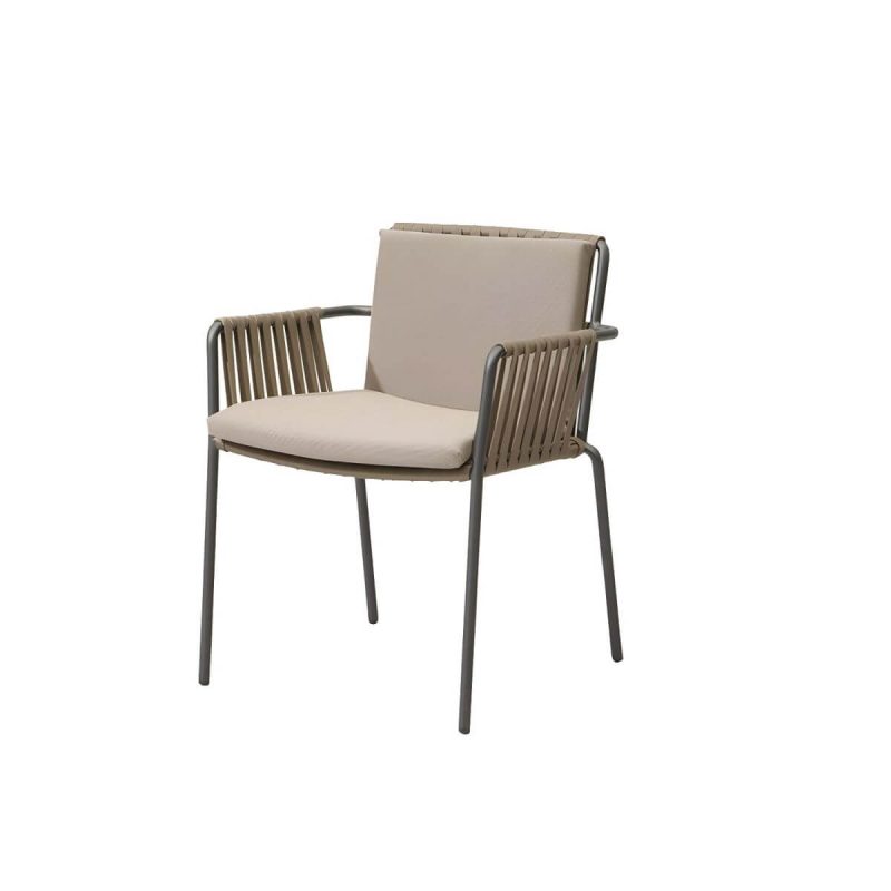 "Modern Dining Armchair with Cushions and Arm Water Resistant - Brown 1 Piece Rattan"