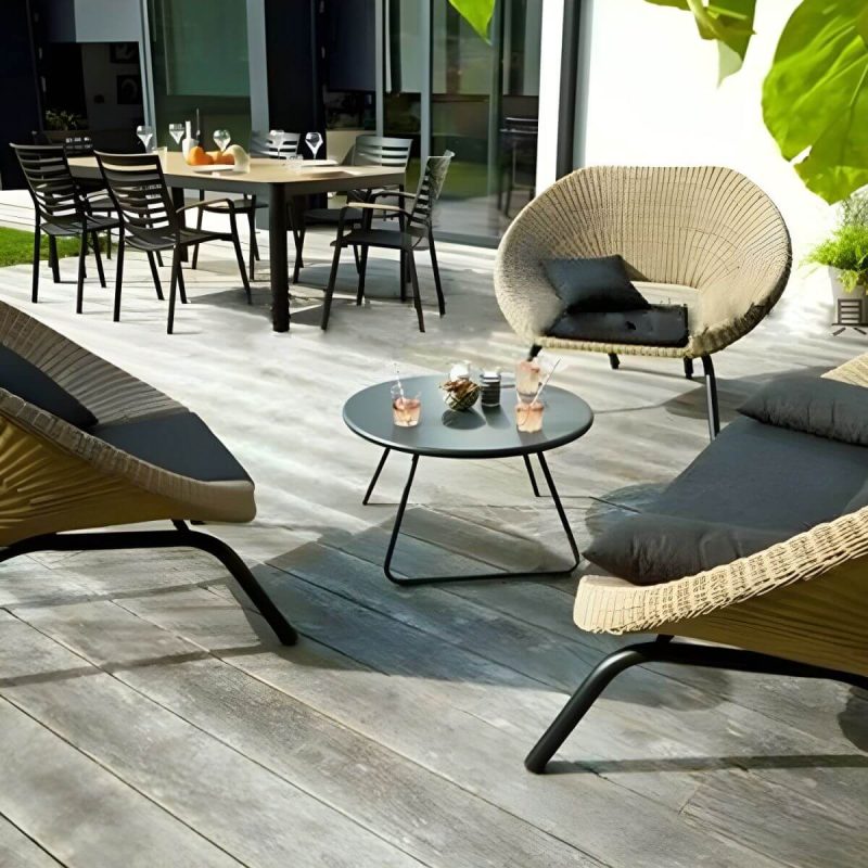 "Metal Outdoor Patio Sofa Water Resistant and UV Resistant 1-Piece Patio Sofa - 2-Seater Sofa"