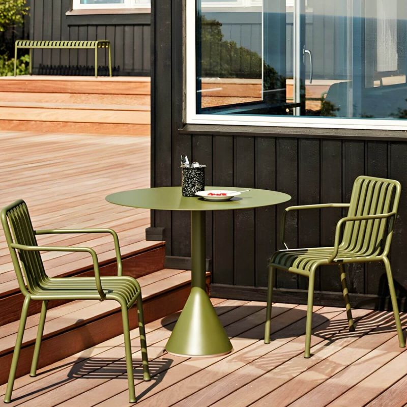 "Modern Green Bistro Table Set 3-Pieces Round Metal Bistro Set - Green 23.6"L x 23.6"W x 41.3"H Table & Chair(s) 2"