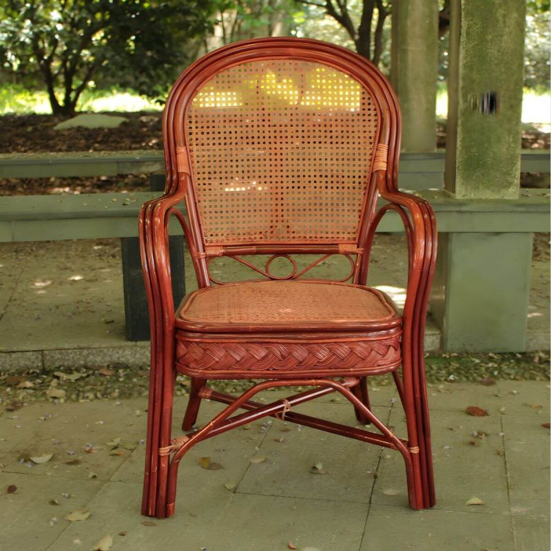"Traditional Patio Dining Armchair in Rattan Single Outdoor Chair - Burgundy Rattan Weaving 1 Piece"