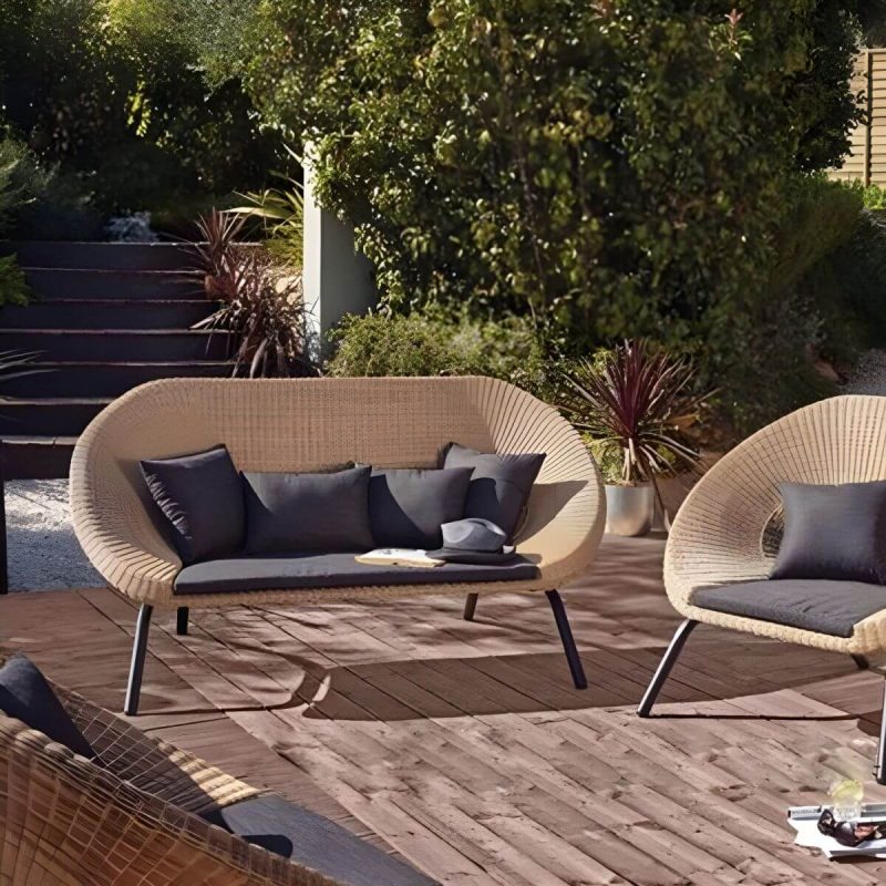 "Metal Outdoor Patio Sofa Water Resistant and UV Resistant 1-Piece Patio Sofa - 2-Seater Sofa"