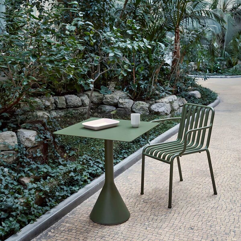 "Modern Metal Outdoor Bistro Chairs Open Back Dining Chairs in Green - 22"L x 20"W x 31"H 8 Piece Set"