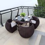 "Traditional Brown wicker/rattan 5 Piece set with Glass Top Table and 4 Chairs - Table & 4 Chairs"